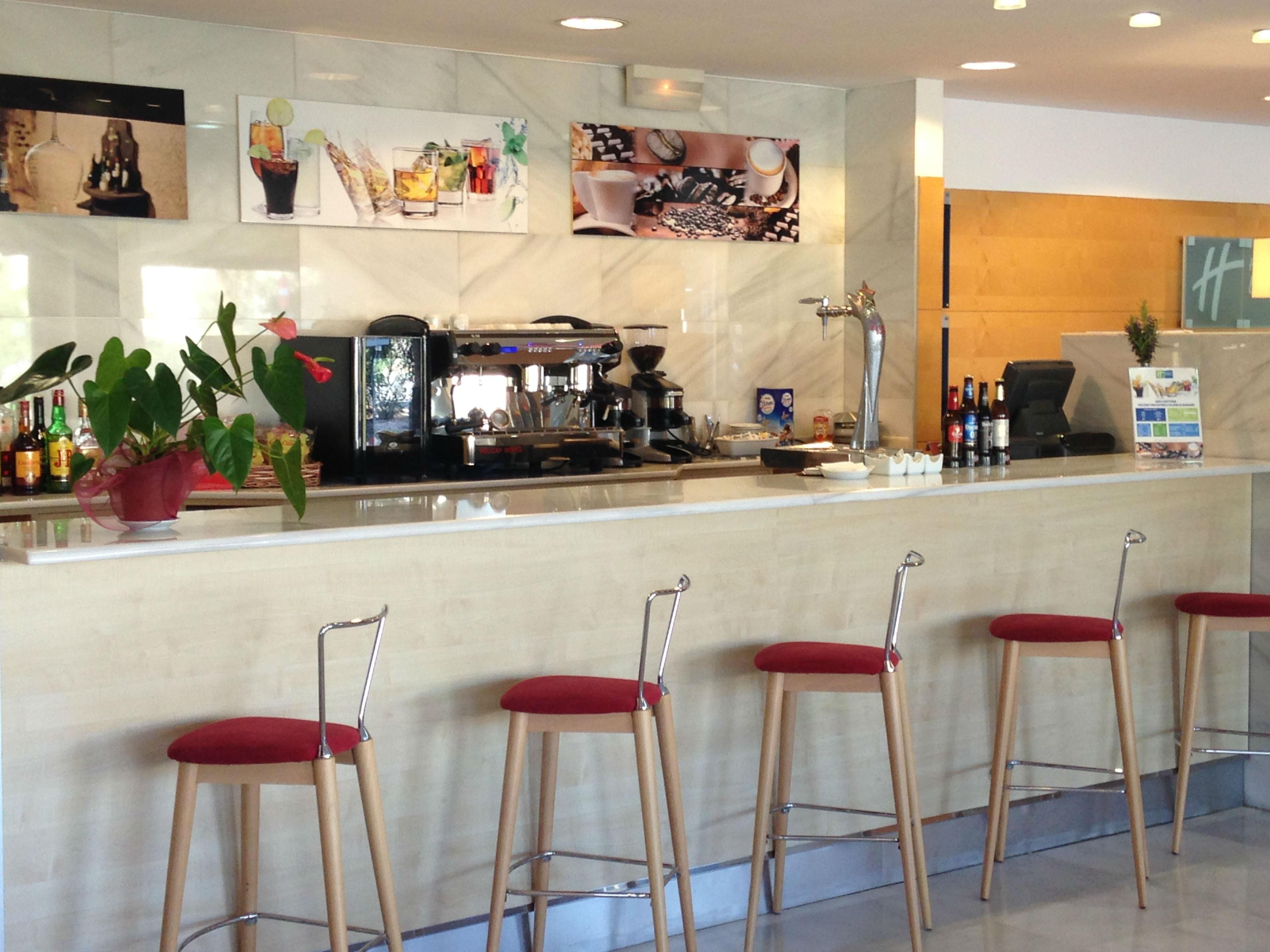 Holiday Inn Express Valencia Bonaire By Ihg Aldaia Extérieur photo