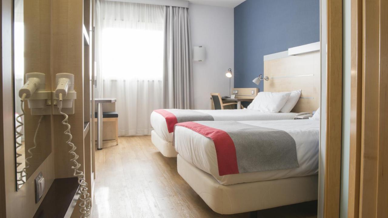 Holiday Inn Express Valencia Bonaire By Ihg Aldaia Extérieur photo
